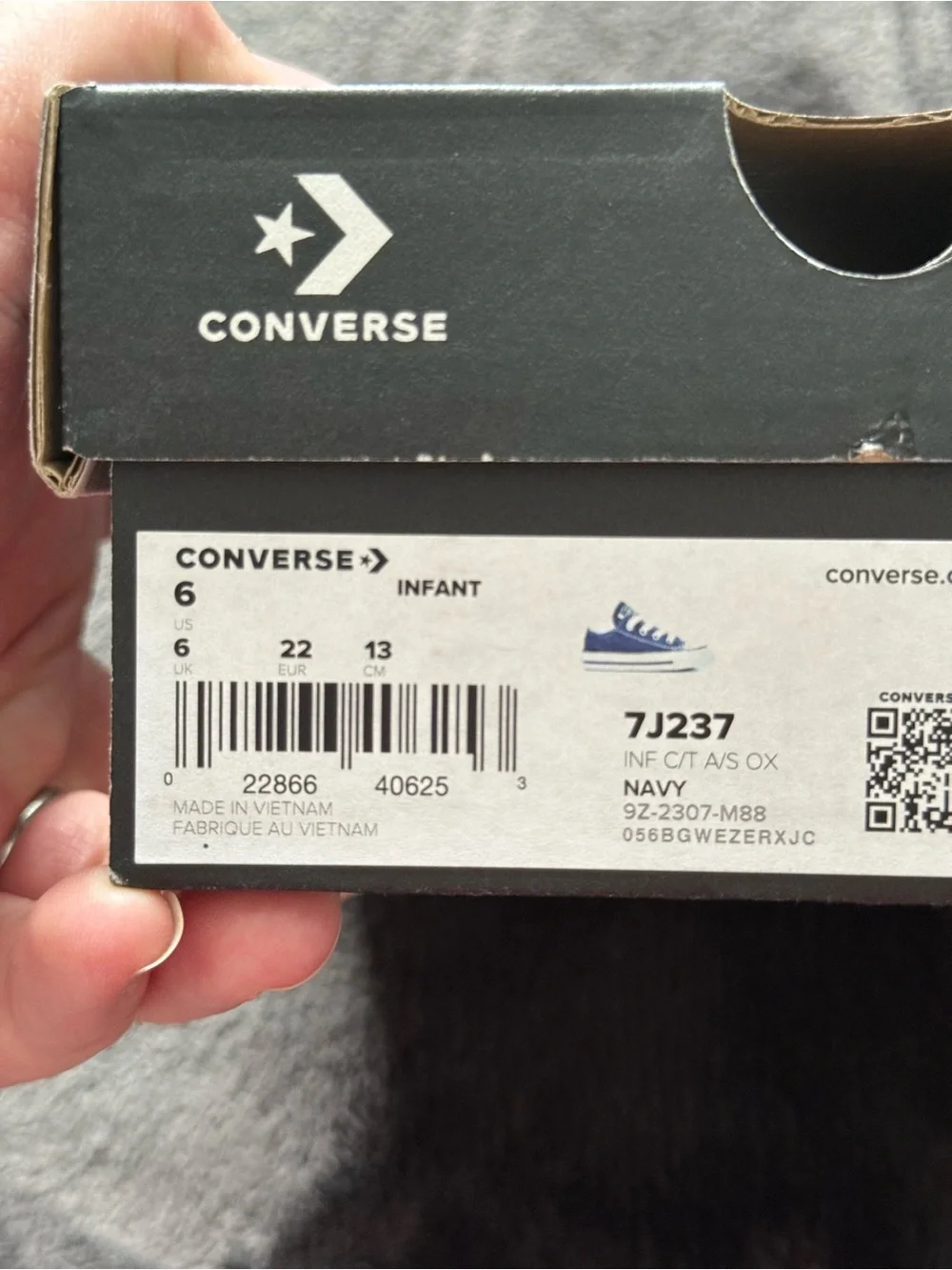 Converse classic low